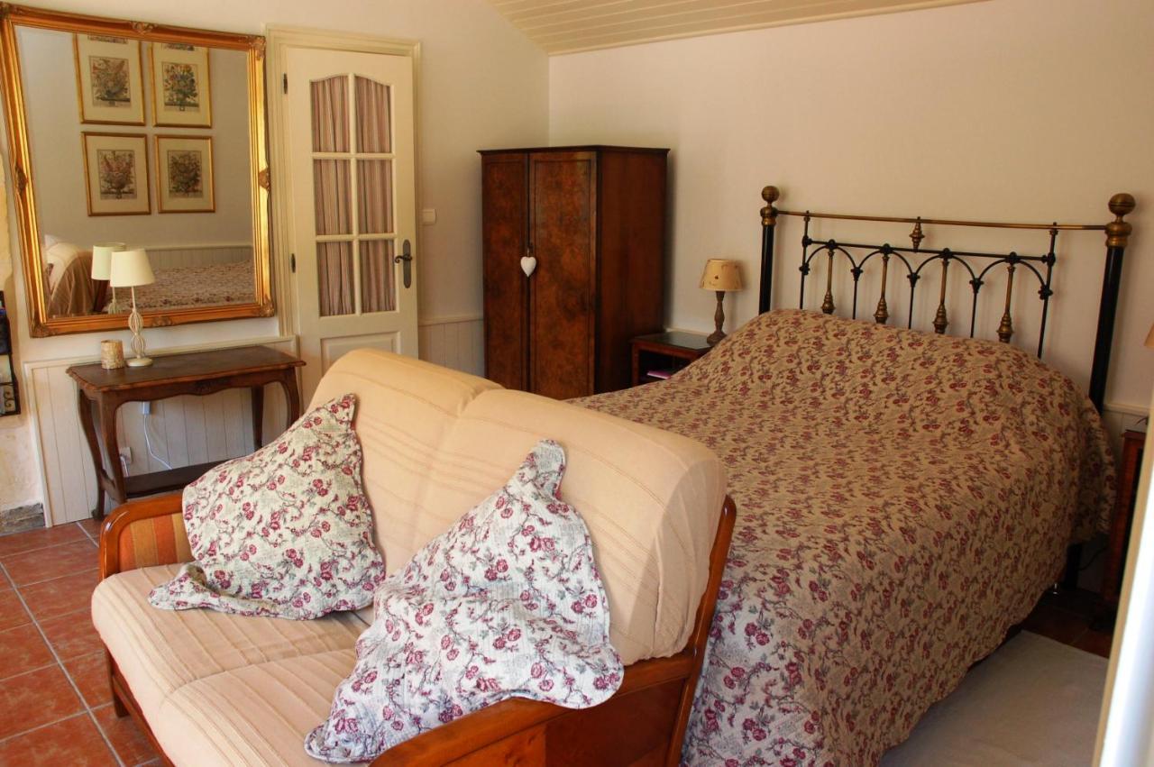 Le Logis Du Pressoir Chambre D'Hotes Bed & Breakfast In Beautiful 18Th Century Estate In The Heart Of The Loire Valley With Heated Pool And Extensive Grounds Les Bois-d'Anjou Exterior foto